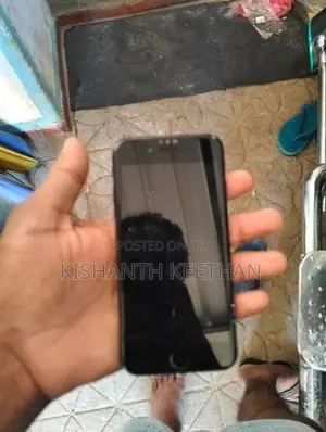 Apple iPhone 7 (Used)