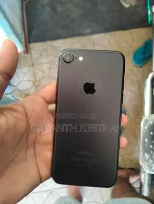 Apple iPhone 7 (Used)