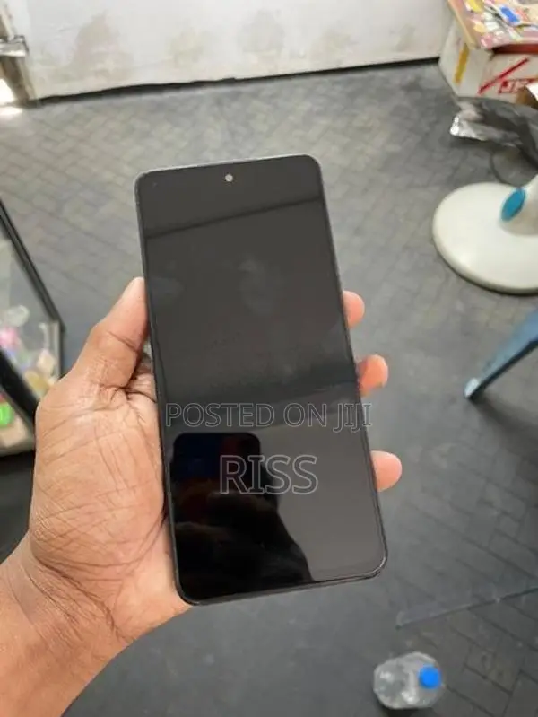 Realme 11 (Used)