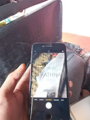Apple iPhone 8 Plus (Used)