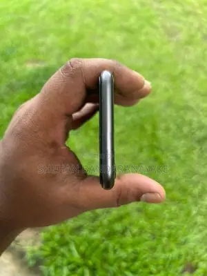 Apple iPhone 8 64GB (Used)