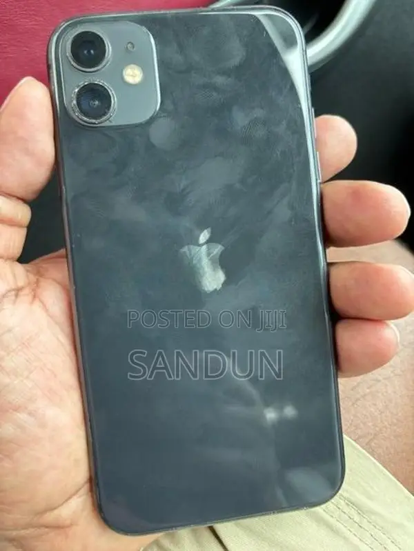 Apple iPhone 11 128GB (Used)