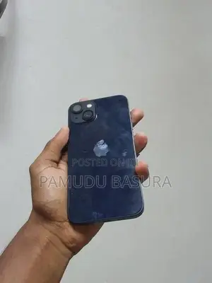 Apple iPhone 13 (Used)