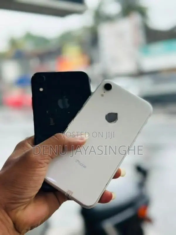 Apple iPhone XR 128GB (Used)