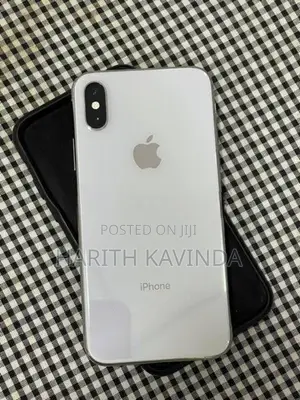 Apple iPhone XS (Used)