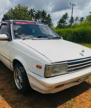 Nissan Sunny 1988