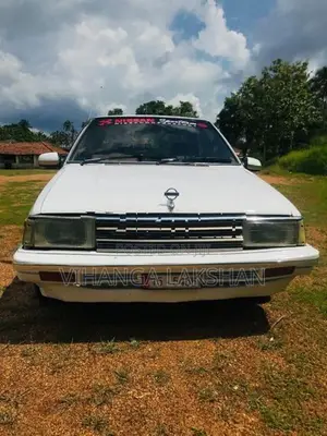 Nissan Sunny 1988