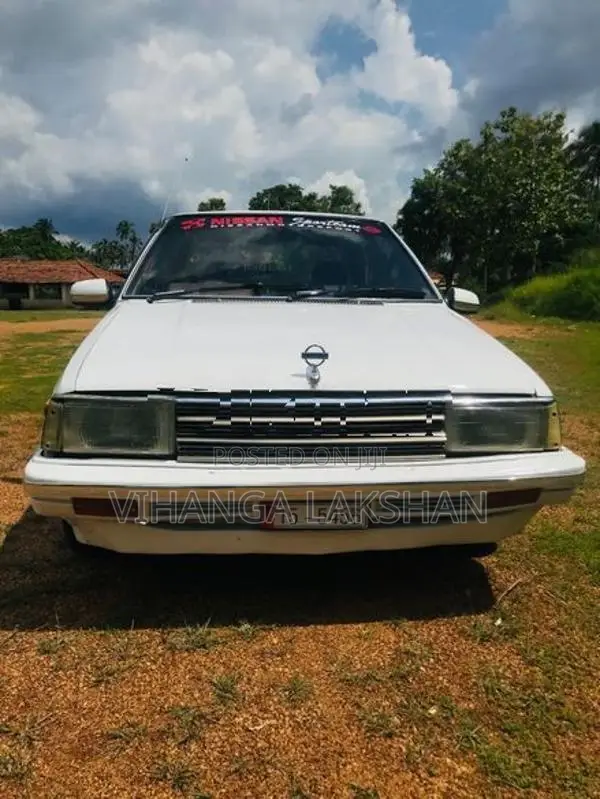 Nissan Sunny 1988