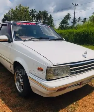 Nissan Sunny 1988