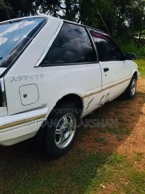 Nissan Sunny 1988