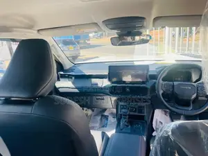 Toyota Hilux Travo Over Land Plus 2026