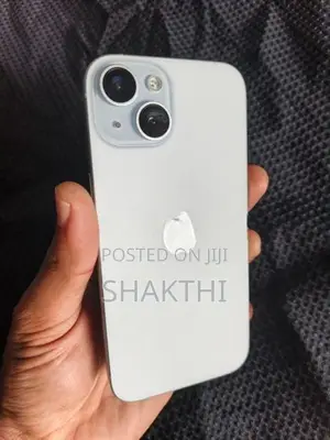 Apple iPhone 15 128GB 96BH (Used)