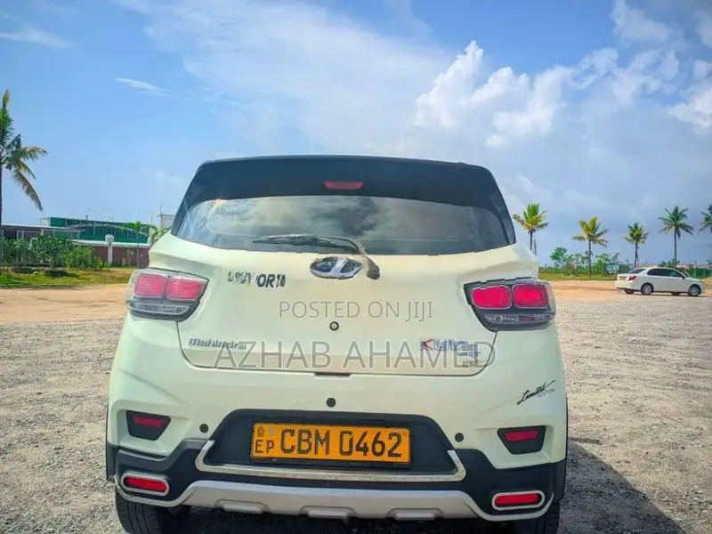 Mahindra KUV 100 SPORTS 2021
