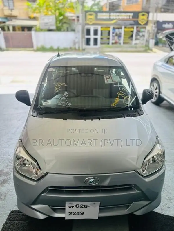 Daihatsu Mira L 2024