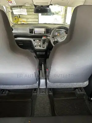 Daihatsu Mira L 2024