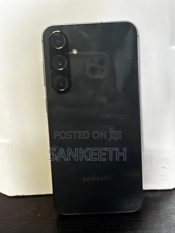 Samsung Galaxy S23 FE (Used)