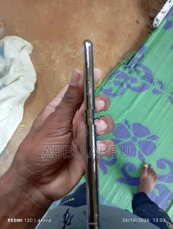 Apple iPhone XS Max (Used)