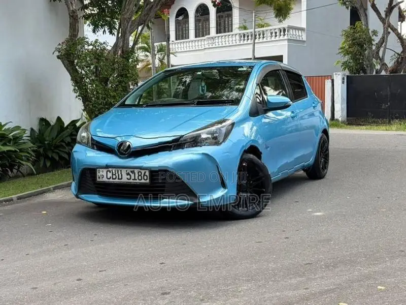 Toyota Vitz KSP130 2015