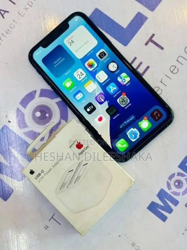 Apple iPhone XR 128GB (Used)