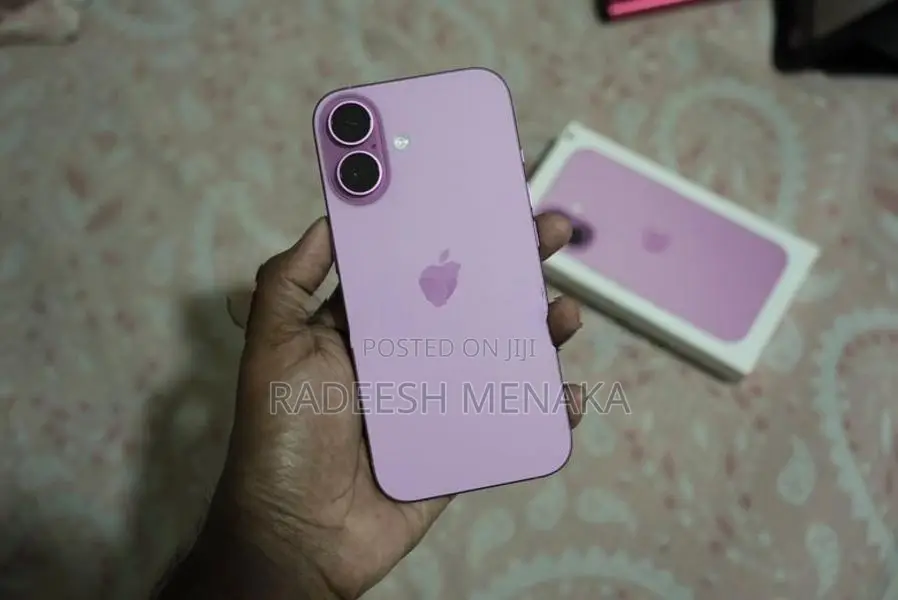 Apple iPhone 16 128GB (Used)