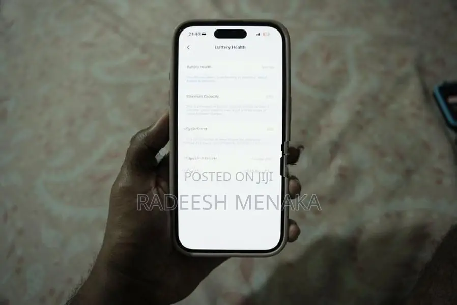 Apple iPhone 16 128GB (Used)