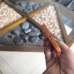 Apple iPhone XR (Used)