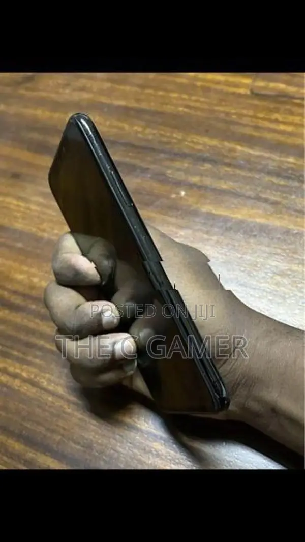 Apple iPhone X (Used)