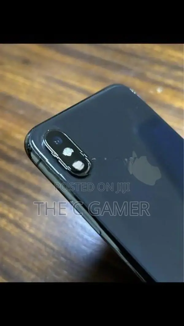 Apple iPhone X (Used)