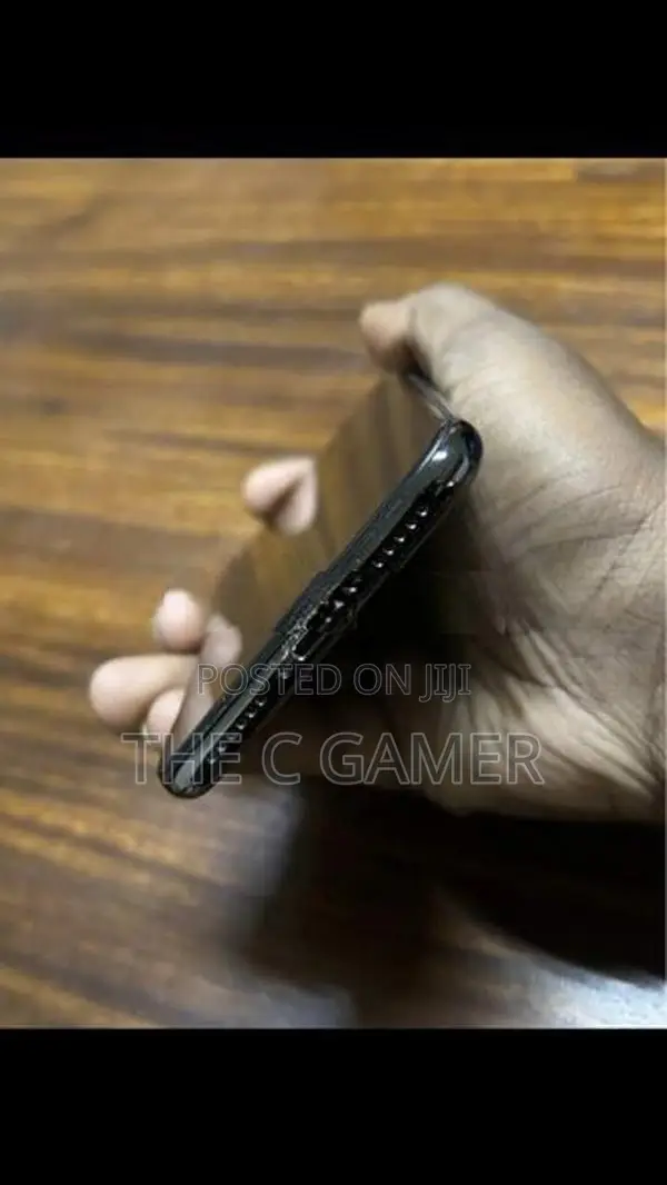 Apple iPhone X (Used)