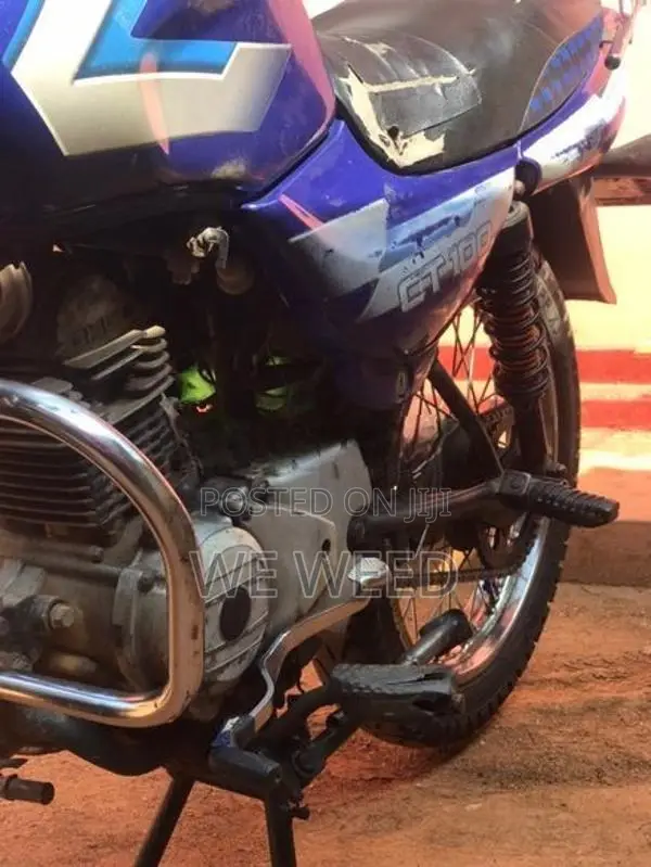 Bajaj CT100 2007