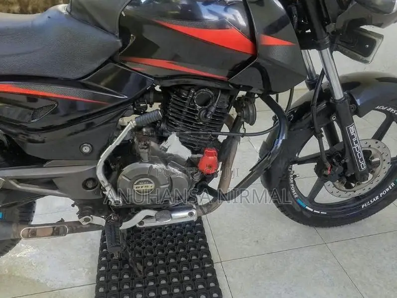 Bajaj Pulsar 150 2013