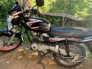 Bajaj CT100 2016