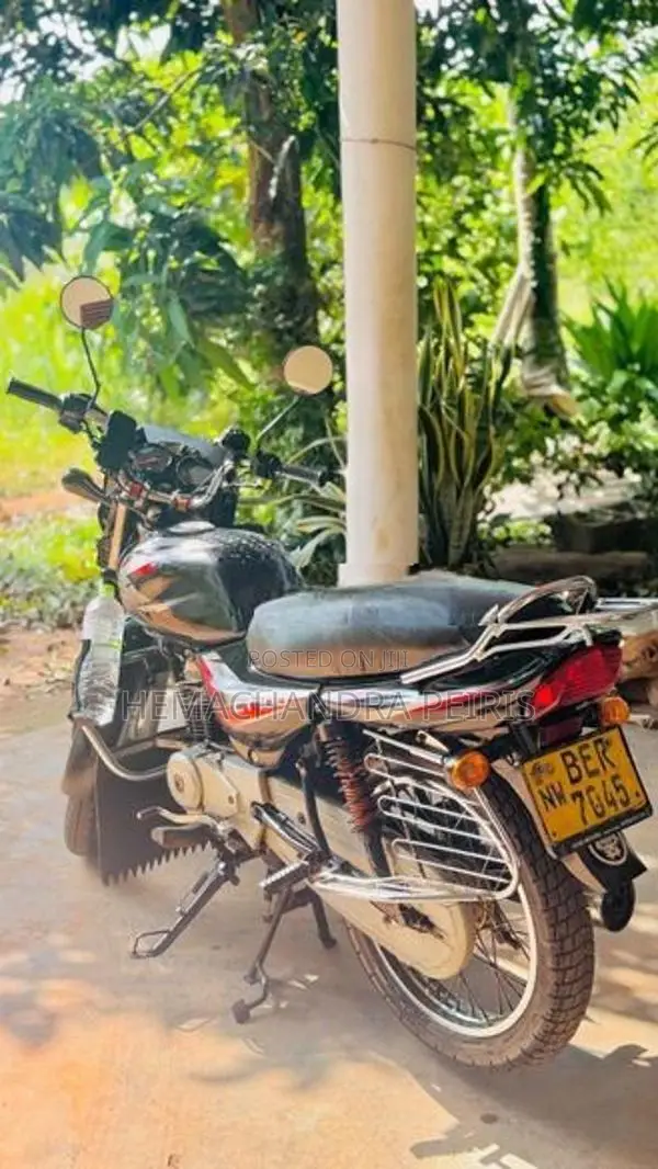 Bajaj CT100 Spoke Modle 2016