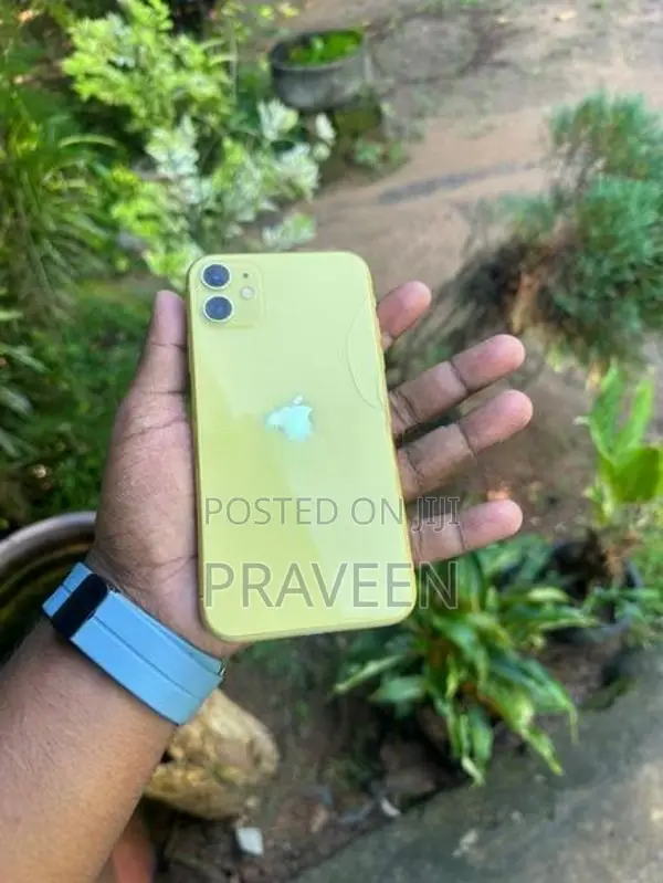 Apple iPhone 11 128GB (Used)