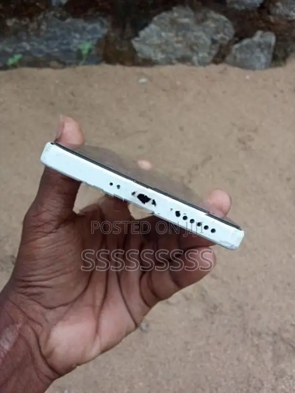 Xiaomi Redmi Note 13 5G (Used)