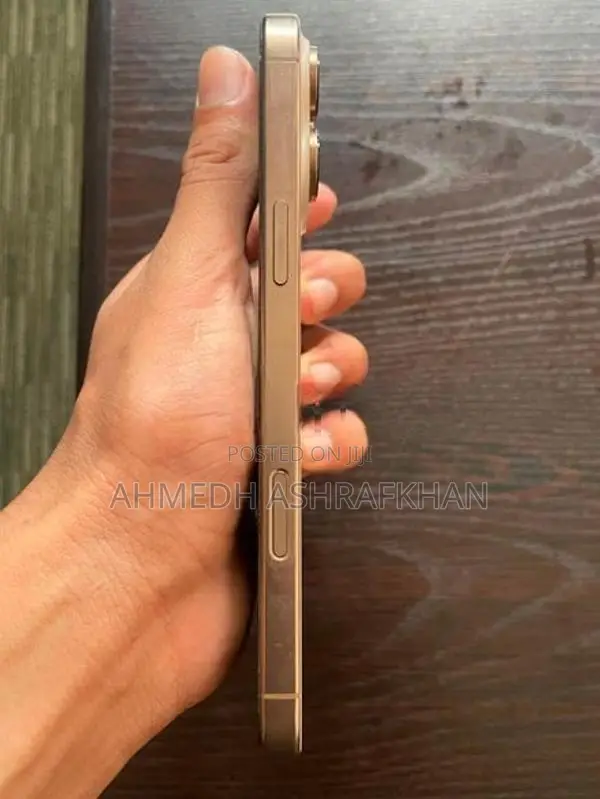 Apple iPhone 16 Pro Max (Used)