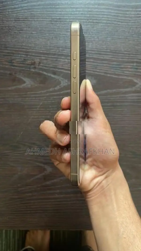 Apple iPhone 16 Pro Max (Used)