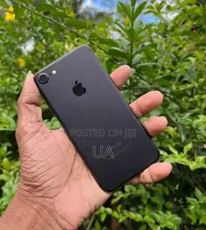 Apple iPhone 7 128GB (Used)