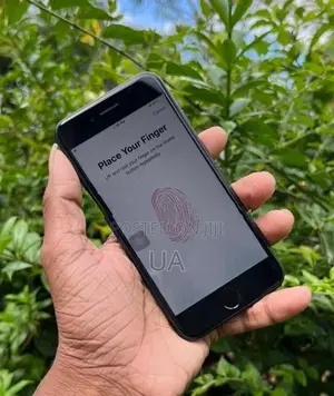 Apple iPhone 7 128GB (Used)