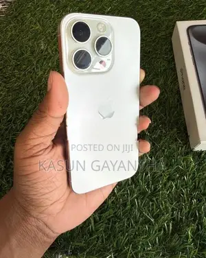 Apple iPhone 15 Pro (Used)