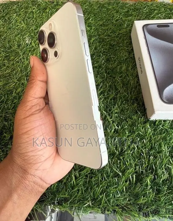 Apple iPhone 15 Pro (Used)