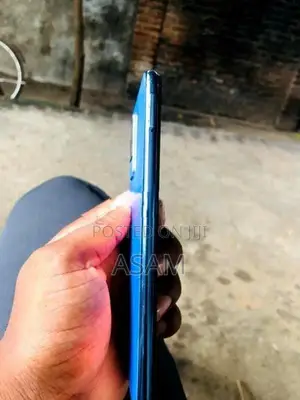 Vivo V20 (Used)