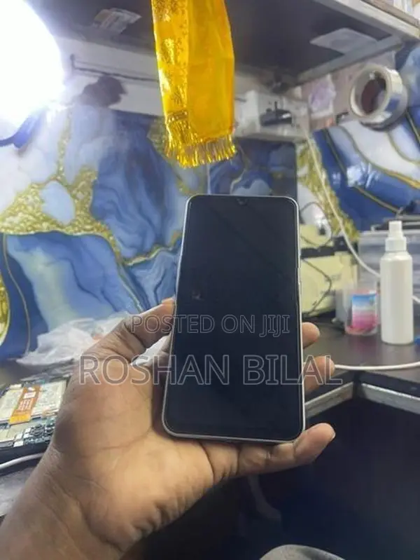 Samsung Galaxy A17 (Used)