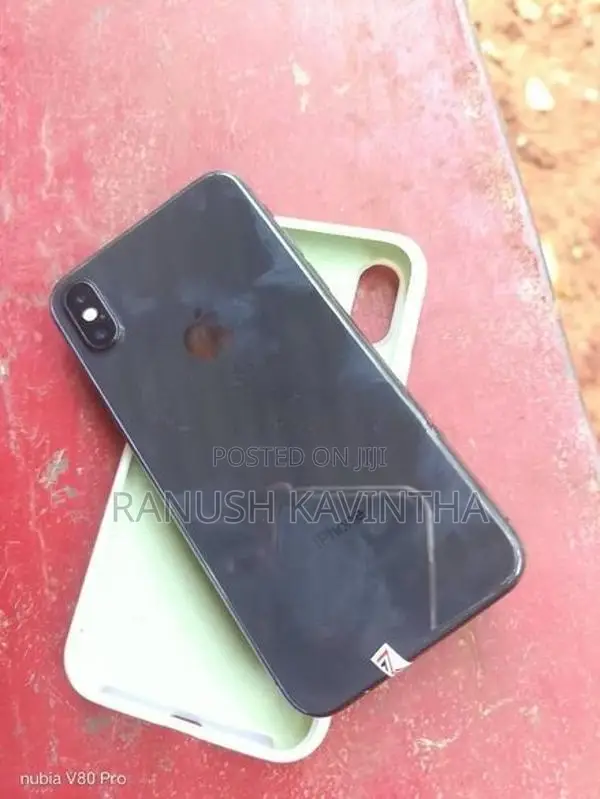 Apple iPhone X (Used)