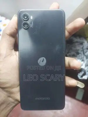 Moto E22s (Used)