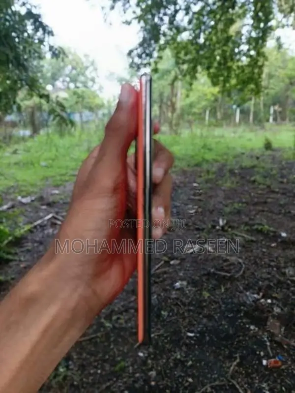 iqoo (Used)