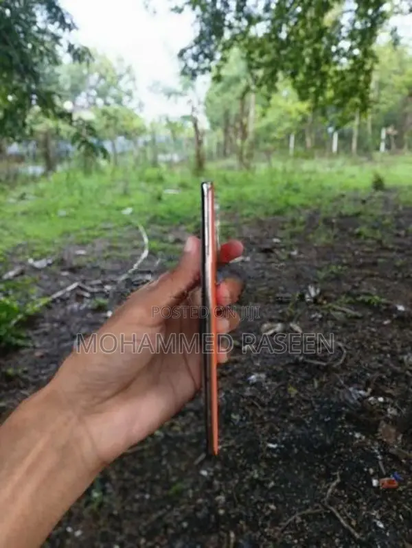 iqoo (Used)