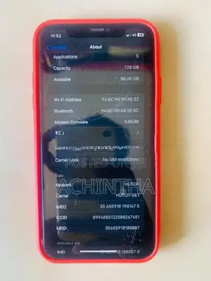 Apple iPhone 11 Red (Used)