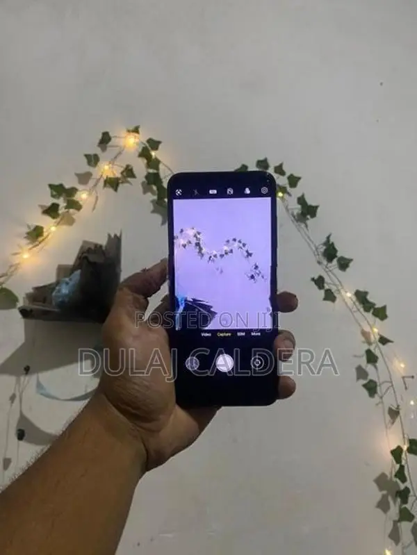 ZTE V50 Design (Used)