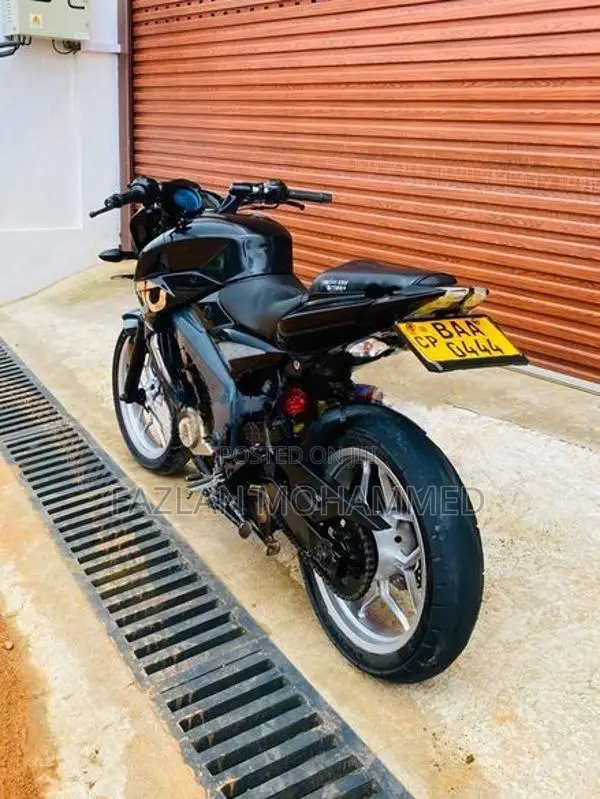 Bajaj Pulsar NS200 2013